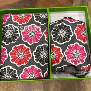 NWT VERA BRADLEY TRAVEL COMPANION SET